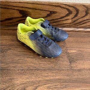 Kids' Black and Yellow Soccer Cleats